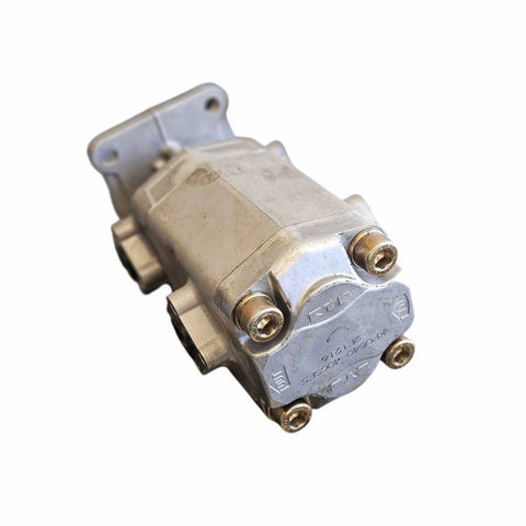 СДВОЕНА ХИДРАВЛИЧНА ПОМПА KP0540-40CSES